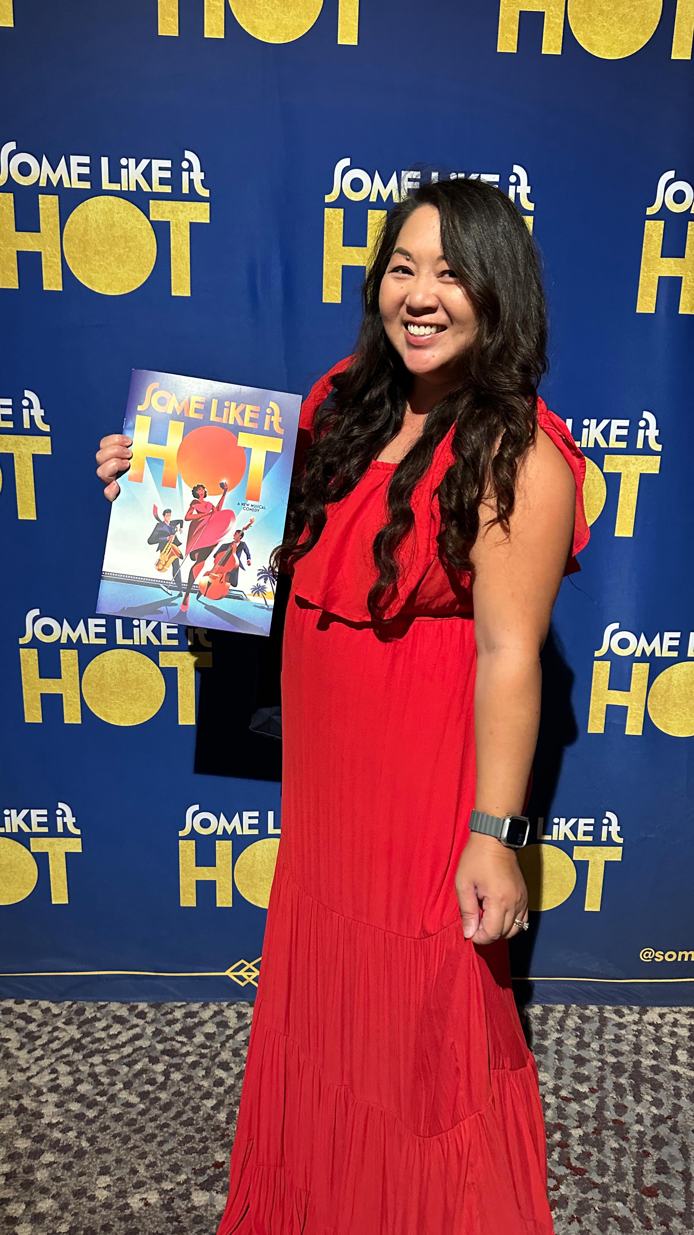 Instagram post by @littlegraythread for Segerstrom Center for the Arts. Caption reads: How to get free parking at @segerstromarts ad

Go....