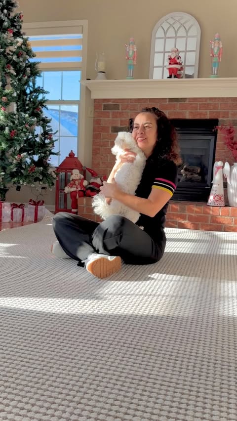 Instagram post by @daisy.diarys for Twopagescurtains. Caption reads: Absolutely in love with the TWOPAGES Lucia Rug....