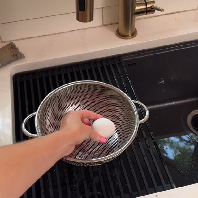 Instagram post by @katewilltryanything for Dawn. Caption reads: Be smart, wash your eggs #yum #yummy #cooking....