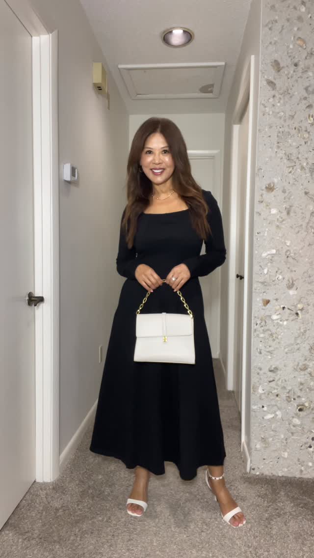 Instagram post by @myfashion_jen for Merokeety. Caption reads: [...] right kind of sexy. 🖤🤍

Link to 🛍️....