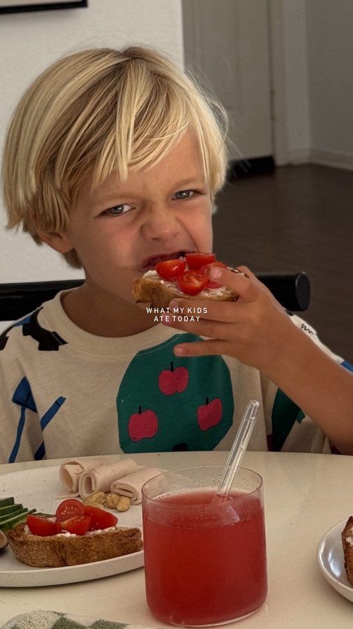 Instagram post by @whatrobineats for Hiya. Caption reads: Comment SEND and I’ll DM you the recipes for what....