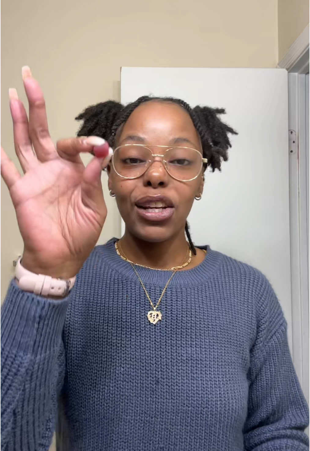 TikTok post by @blessinq_in_disguise for Auri Nutrition. Caption reads: [...] and they work! #lionsmanegummies @Auri....