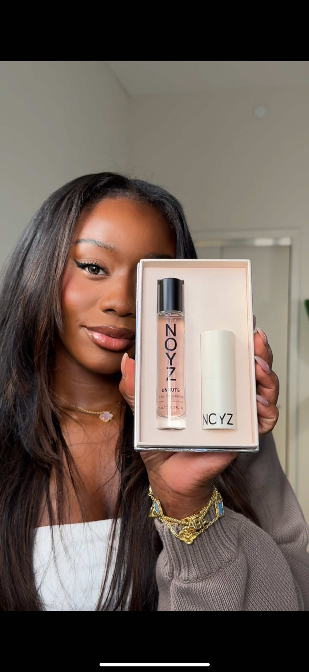 TikTok post by @abakasante for NOYZ. Caption reads: [...] course I have to gift her the best....