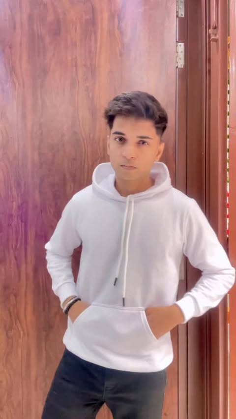 Instagram post by @__xsahil.07__ for Snapdeal. Caption reads: POV: You found the perfect hoodies  Ft @snapdeal....