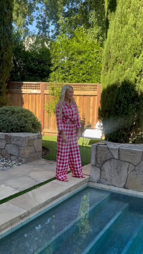 Instagram post by @mrslaurennicholsen for Ring. Caption reads: [...] while I’m outside with the kids, and the....