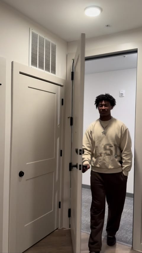 Instagram post by @princemalbrue for Champs Sports. Caption reads: [...] the gym, the game, or everyday wear,....