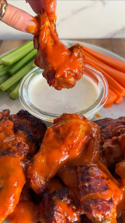 Instagram post by @alexawhatsfordinner for Litehouse Foods. Caption reads: Are the BEST buffalo wings better served with....