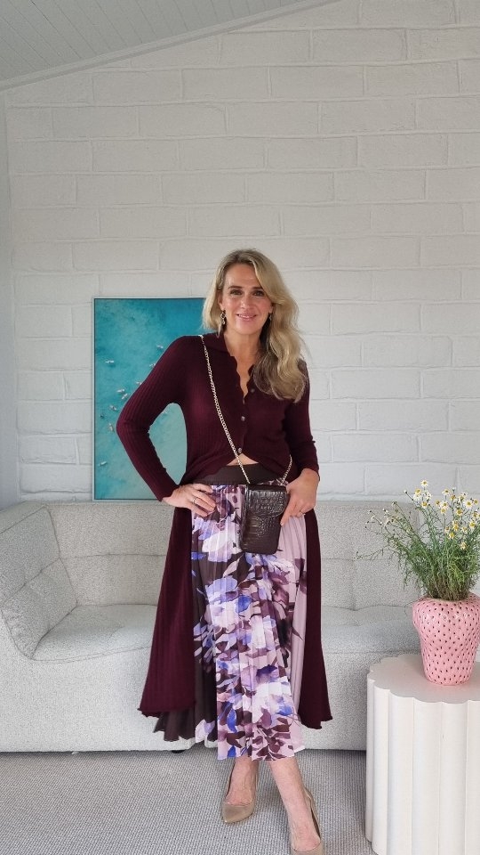 Instagram post by @flockhartjodi for Blue Illusion. Caption reads: 🌟🍓☕️Bonjour, Class!

Welcome to my first class....