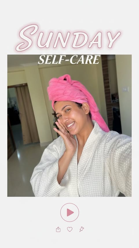 Instagram post by @swatika_padhi for mCaffeine. Caption reads: [...] mask - @beminimalist__
 body-wash & Scrub -....