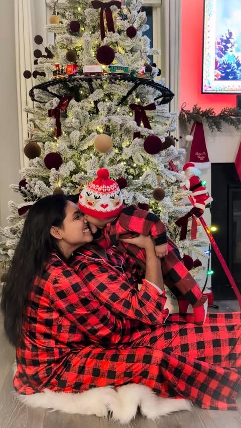 Instagram post by @just_our_kind for King of Christmas. Caption reads: [...] nights done right ❤️

@kingofchristmas....