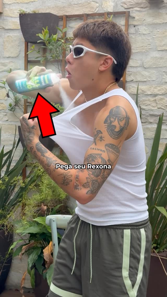Instagram post by @vitorlo_ for Rexona. Caption reads: UMA LHAMA ME “LHAMOU” PRO PERU 🦙🏟️

Já pensou em....