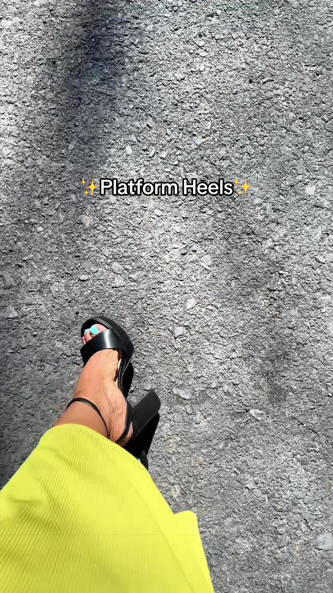 TikTok post by @becominglisa for Dream Pairs. Caption reads: Comfy, classic, chic @Dream Pairs #dreampairs....