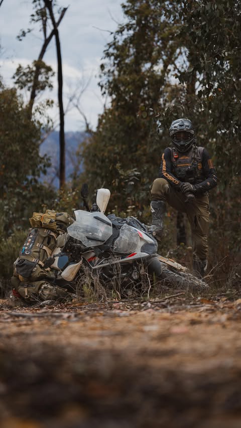 Instagram post by @moskopete for Mosko Moto. Caption reads: @moskopete answers the most common questions from....