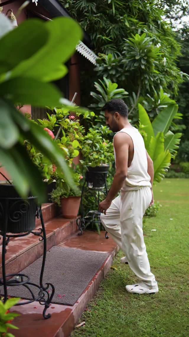 Instagram post by @thefashionblaze for Smart Bazaar. Caption reads: Workout done ✅ Skin care complete with Dove....