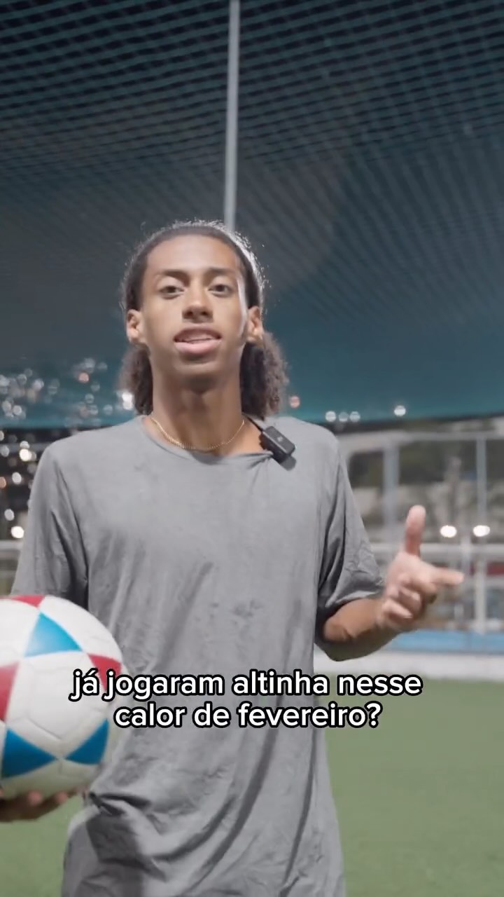 Instagram post by @arthurzinnv for Insider Store. Caption reads: Calor? Suor? Incomodou? Não aqui! 

Desde que....