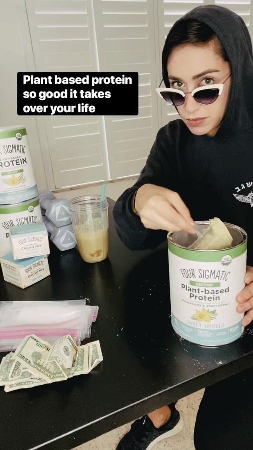 Instagram post by @fruitsoflinda for Four Sigmatic. Caption reads: @foursigmatic infuses mushrooms and adaptogens....