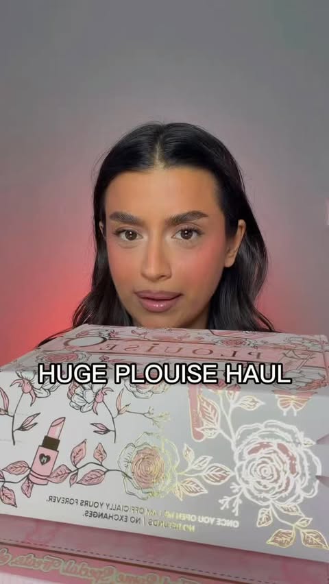 Instagram post by @jennydanezi for P.Louise. Caption reads: JENNYDANEZI for 10% off at @plouise_makeup_academy....