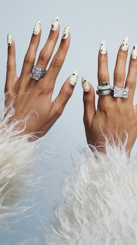 Instagram post by @naominailsnyc for Apres Nail. Caption reads: [...] @refinery29 using my favorites from....