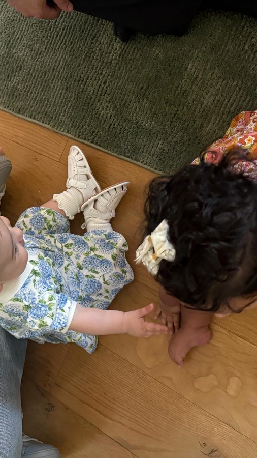 Instagram post by @aslinurakinci for Aveda. Caption reads: if you’re last minute when it comes to Halloween....