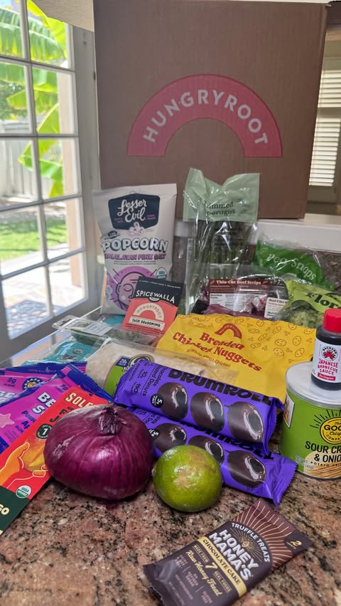 Instagram post by @theotbutterfly for Hungryroot. Caption reads: [...] my dinner recipes to be. I’ve been a....