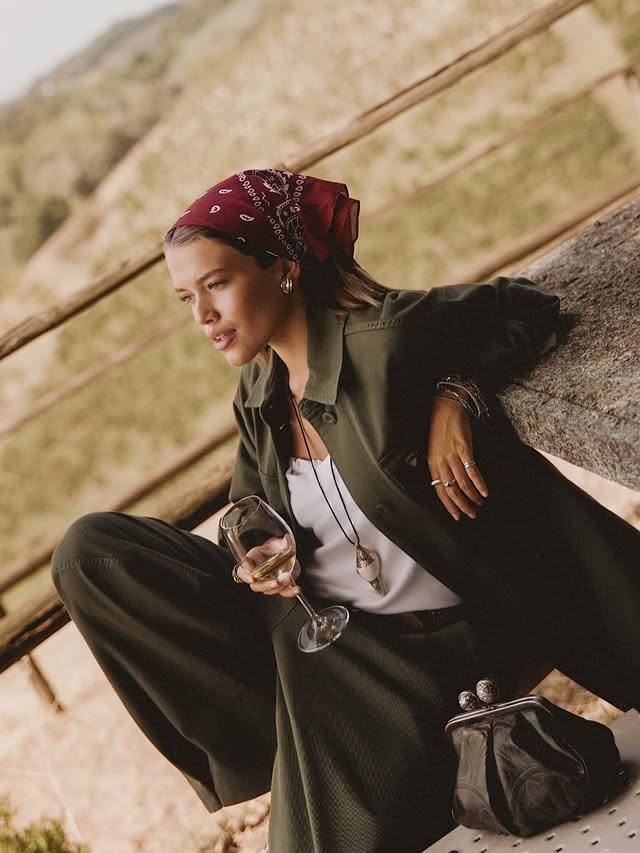 Instagram post by @luciadeluis for Weekend Max Mara. Caption reads: un piacere @weekendmaxmara 🌿🍇 publi.