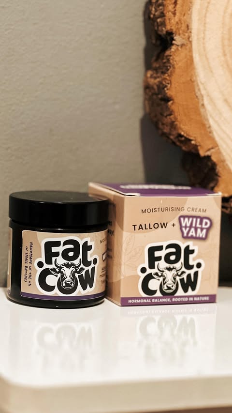 Instagram post by @thevanderwoodsfamily for Fat Cow Skin. Caption reads: [...] can get up to 40% off all products at....