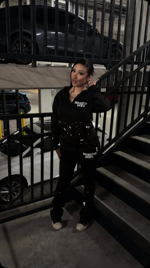 Instagram post by @desvx for Rockstar Original Womens. Caption reads: @rockstaroriginal @rockstaroriginalw 🖤 • use code....
