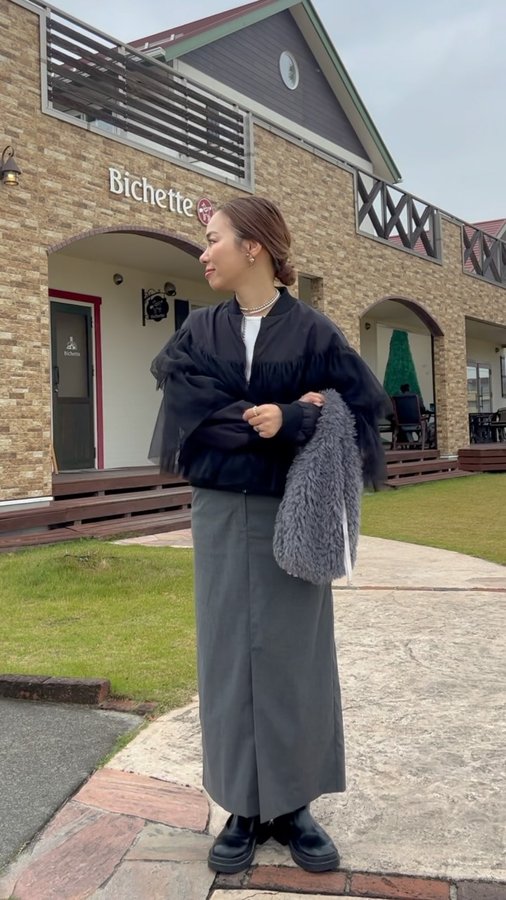 Instagram post by @loverara.loverara for HAYNI. Caption reads: ⭐︎⭐︎⭐︎
@bag_hayni 

🏷️ファートートバッグ [...].