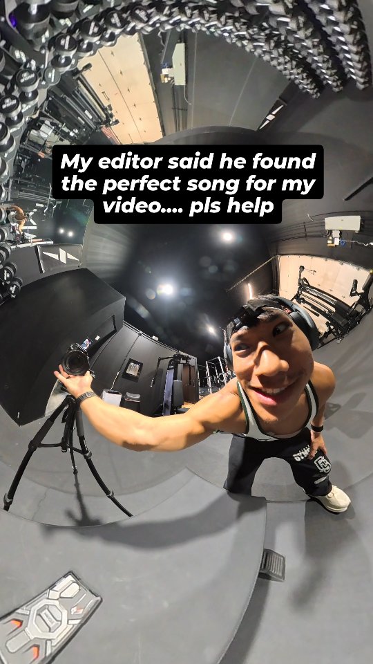 Instagram post by @roadtohugehughes for Skullcandy. Caption reads: [...] Partner @anomaly_powerbuilding @skullcandy....