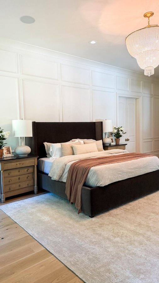 Instagram post by @ashleymariesavage for Cariloha. Caption reads: Wrapped up in the softest, dreamiest sheets that....