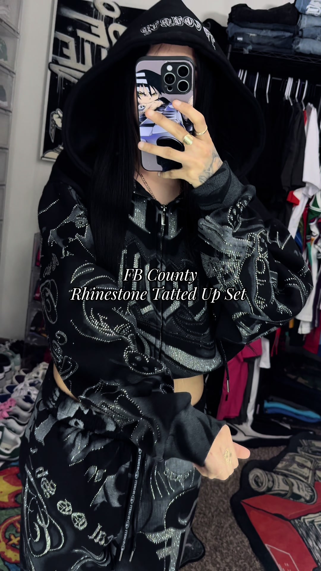 TikTok post by @paoo_xo for FB COUNTY CLOTHING. Caption reads: [...] Set @FB County #fyp #fy #fbcounty....