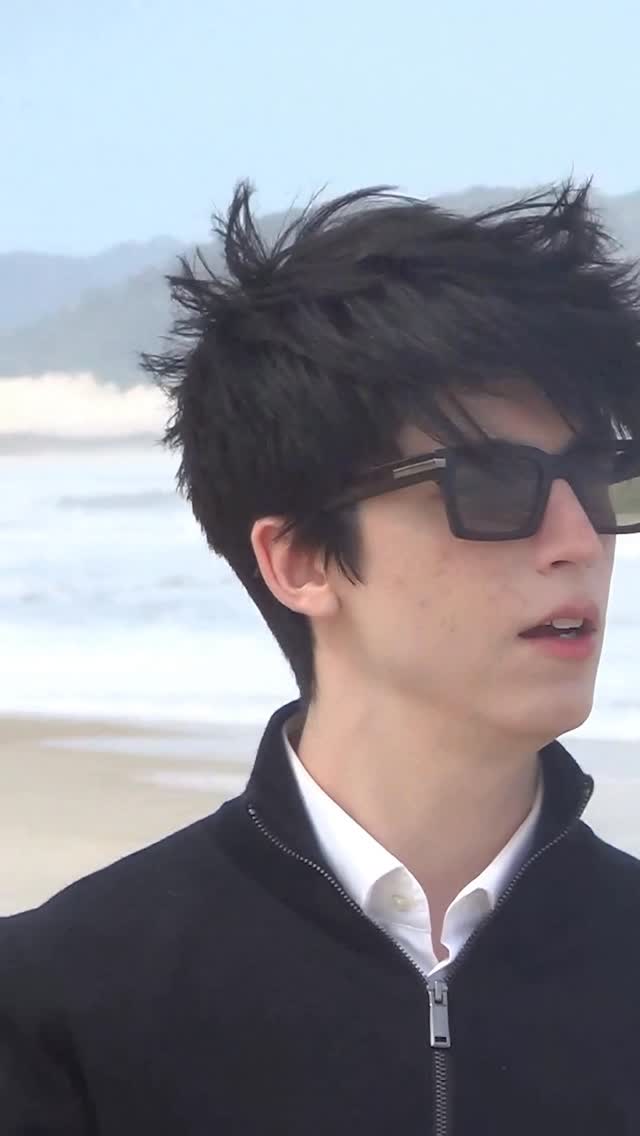 Instagram post by @pedrotaylorgudiel for Calvin Klein. Caption reads: a day at the beach w/ #CKEyewear
@CalvinKlein....