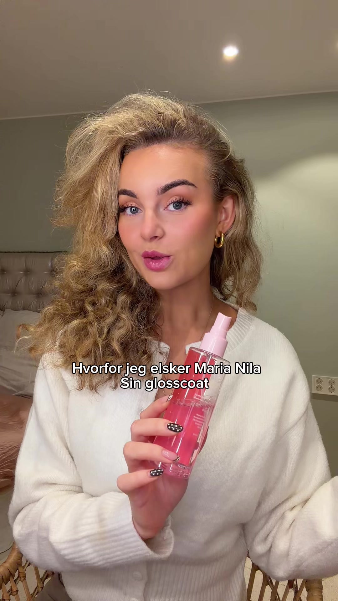 TikTok post by @isabellaschack for Maria Nila. Caption reads: Reklame/. Min største obsession😭🩷 @Maria Nila ....