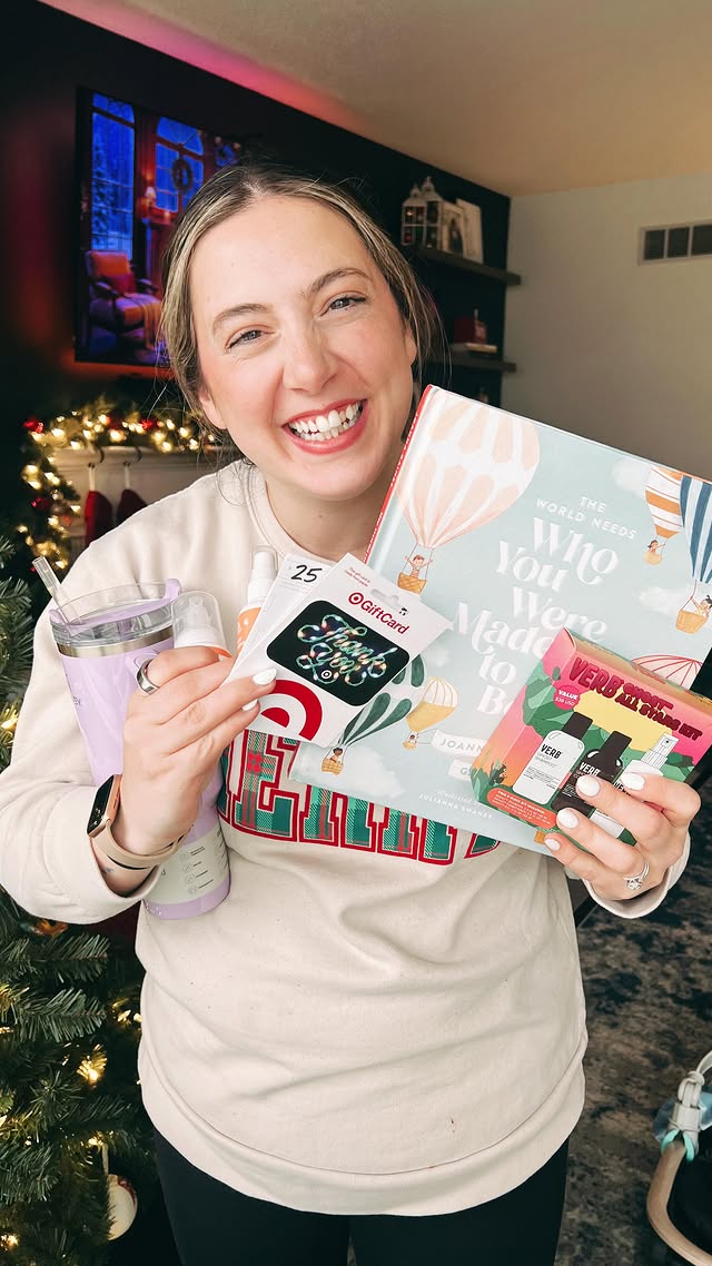 Instagram post by @bethy.irl for Earth Mama Organics. Caption reads: 🎄 HOLIDAY GIVEAWAY 🎄 I truly want to say thank....