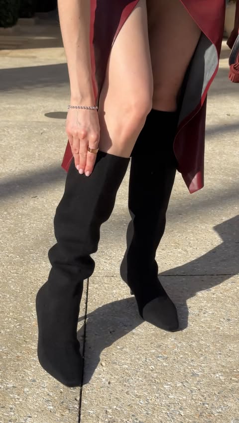 Instagram post by @viktoria_myr for VIVAIA. Caption reads: [...] discovered these high-quality boots (....