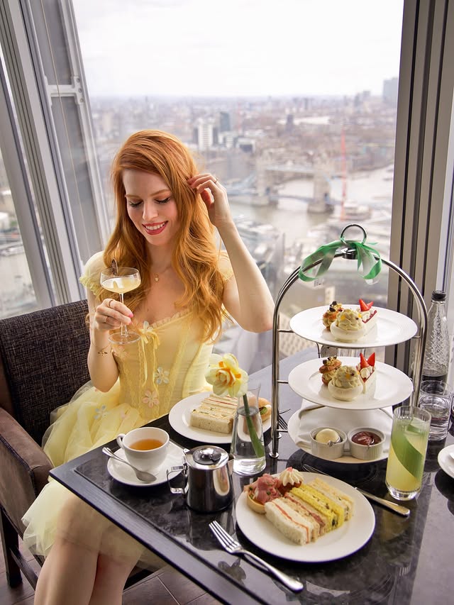 Instagram post by an influencer for Lacemade. Caption reads: [...] @shangrilalondon 🌼 Dress: @lacemadeofficial....