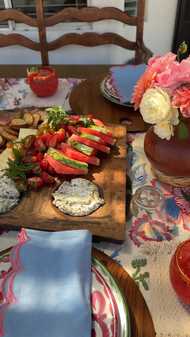 Instagram post by @cheflynntorres for Ocean Spray. Caption reads: Summer in a bottle? Yeah, it’s giving....