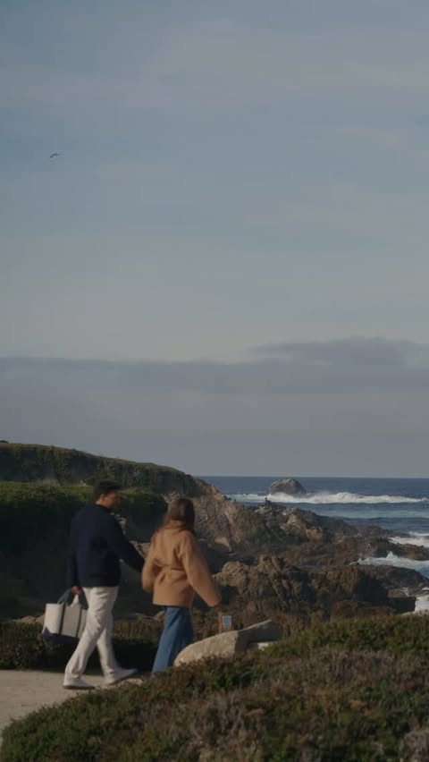 Instagram post by @helenowen for Citi. Caption reads: [...] it with Condé Nast Traveler and @citibank....