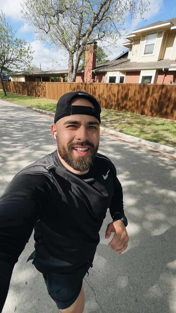 Instagram post by @elias_estevan for MyFitnessPal. Caption reads: How I track my macros on a cut using @myfitnesspal....
