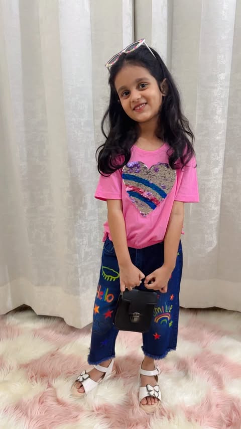Instagram post by @bh.argavi2021 for Hopscotch. Caption reads: [...] getting-ready magic ✨ Outfit from....