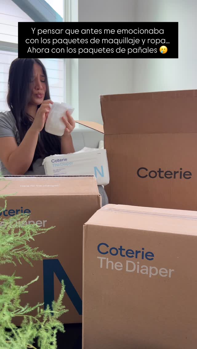 Instagram post by @glambygerys for Coterie. Caption reads: Como cambian las cosas 🥲 Pero si me ven así....