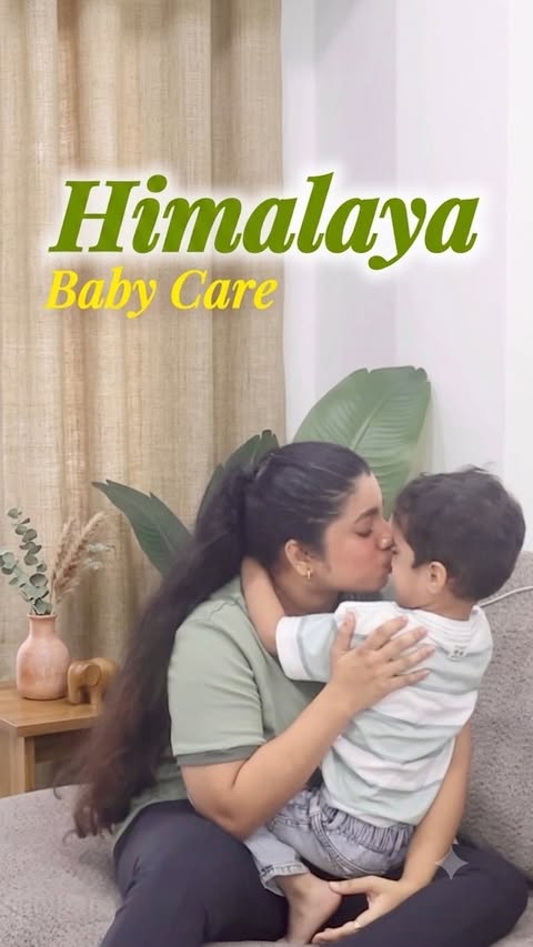 Instagram post by @surabhi_littlereviews for Himalaya Babycare. Caption reads: Comment ‘Link’ or ‘baby’ to get the product link....