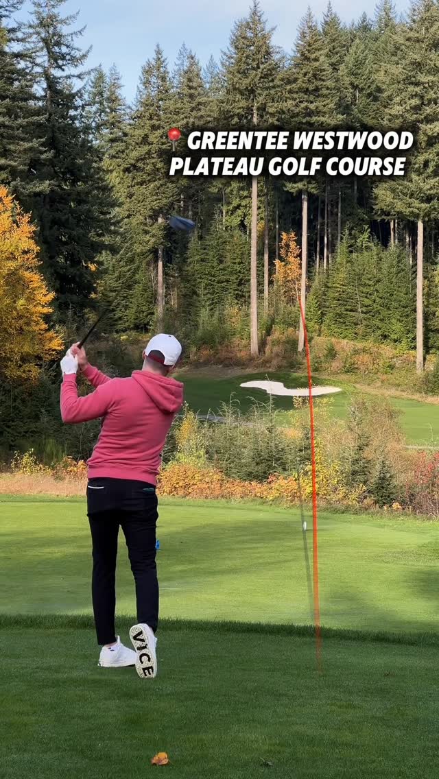 Instagram post by @michaelcaan for VICE GOLF. Caption reads: I really enjoy playing @greenteewestwoodplateau....