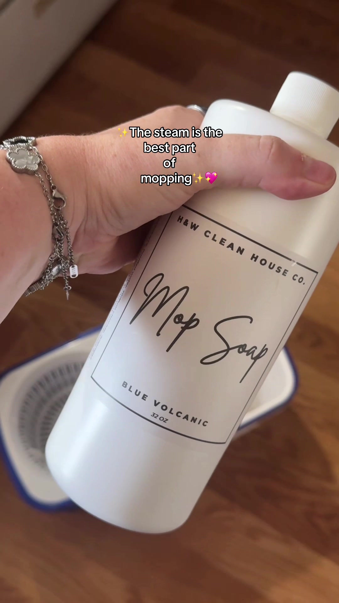 TikTok post by @baileeraysmith for H&W Bath Haus. Caption reads: [...] #cleantok #sofreshandsoclean #fyp @H&W Bath....