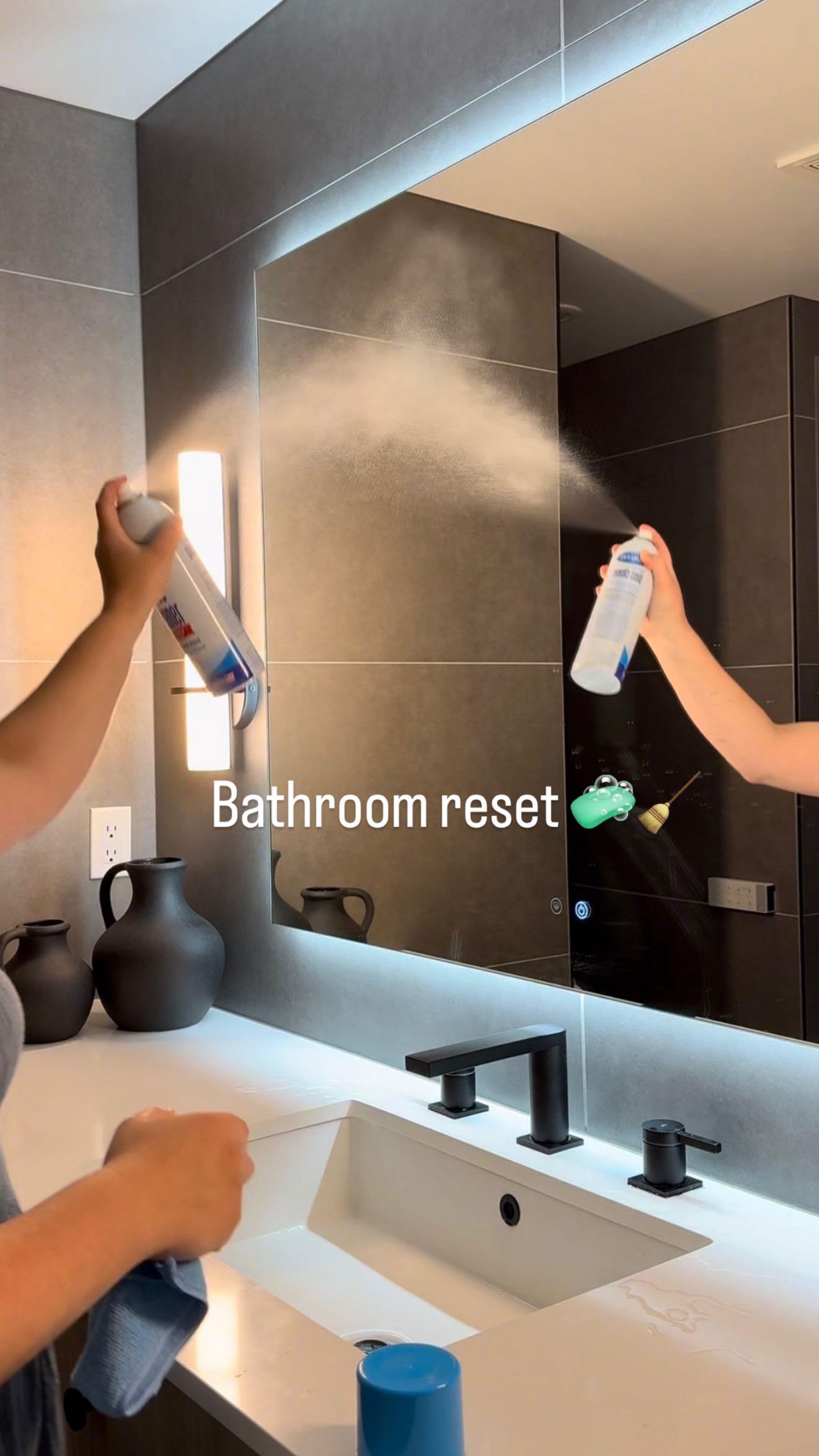 Instagram post by @boykolilyy for SpaceAid. Caption reads: [...] Monday reset 🧼✨ Loving how this....