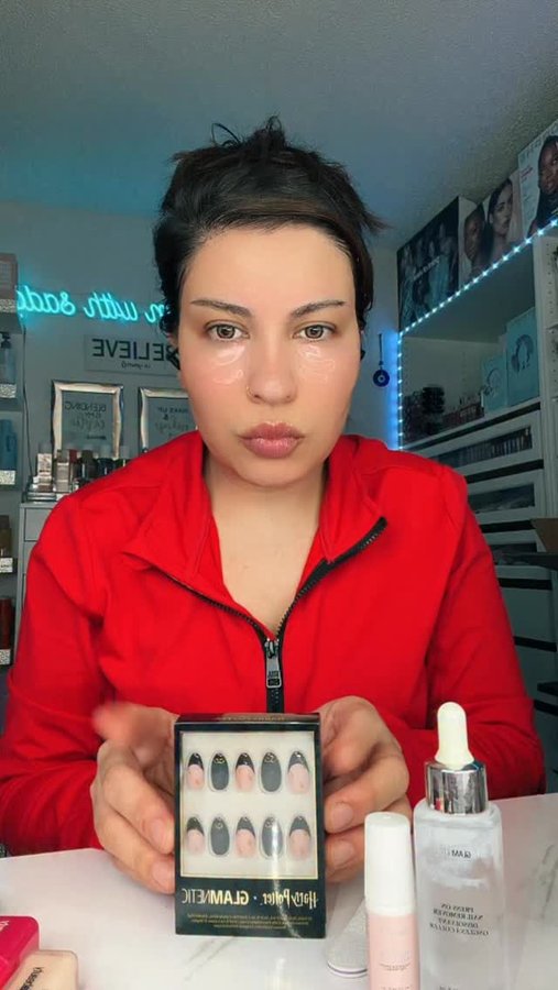 Instagram post by @get_glam_with_sadaf for Glamnetic. Caption reads: @glamnetic press on nails 💅 are the best.