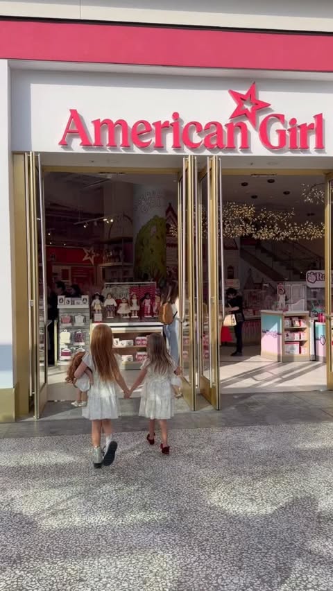 Instagram post by @everydaypursuits for American Girl. Caption reads: our annual tradition: @americangirlbrand holiday....