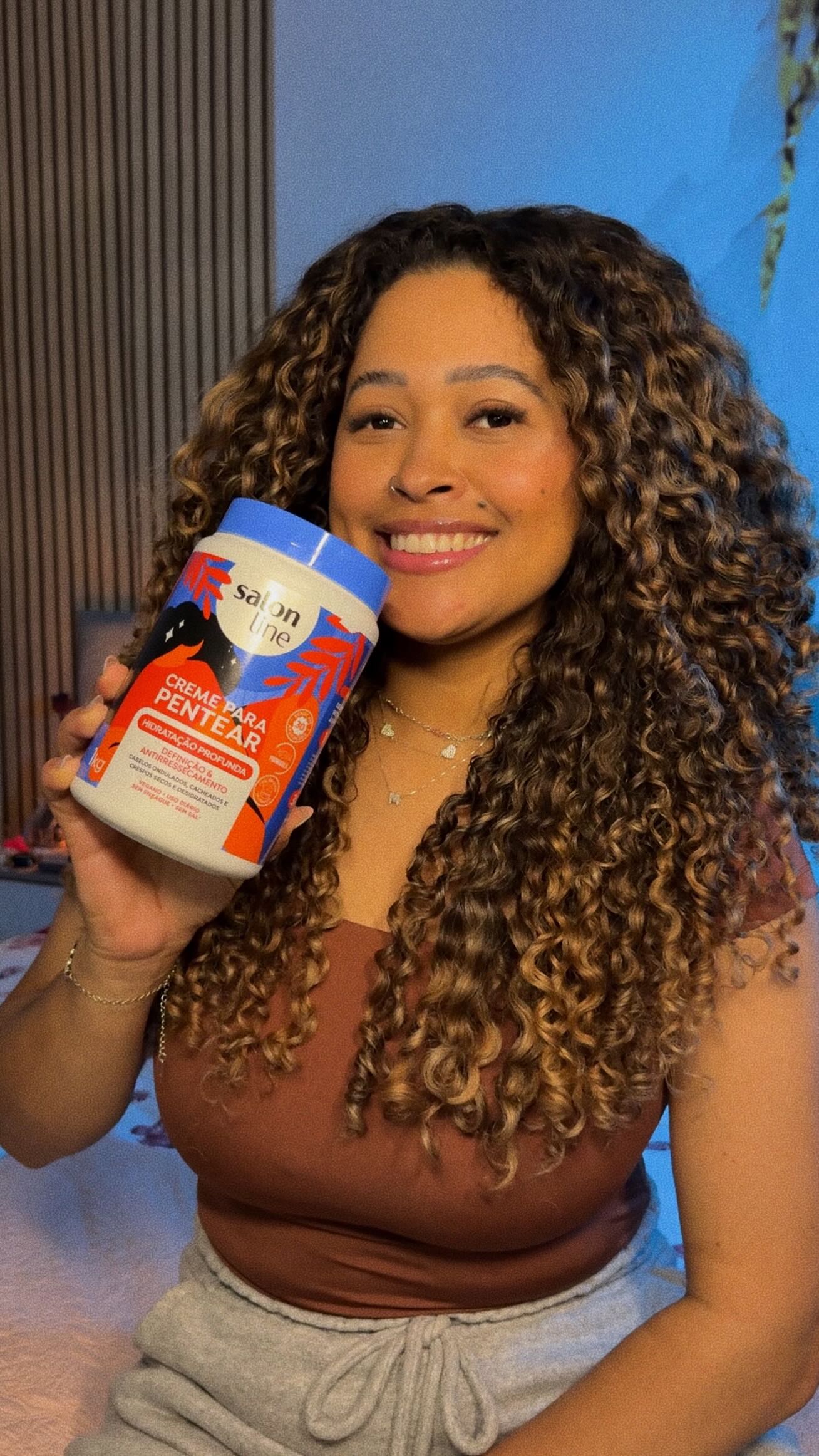 Instagram post by @mayah_souzaa for Salon Line. Caption reads: ✨ Hoje eu decidi arriscar e fazer uma finalização....