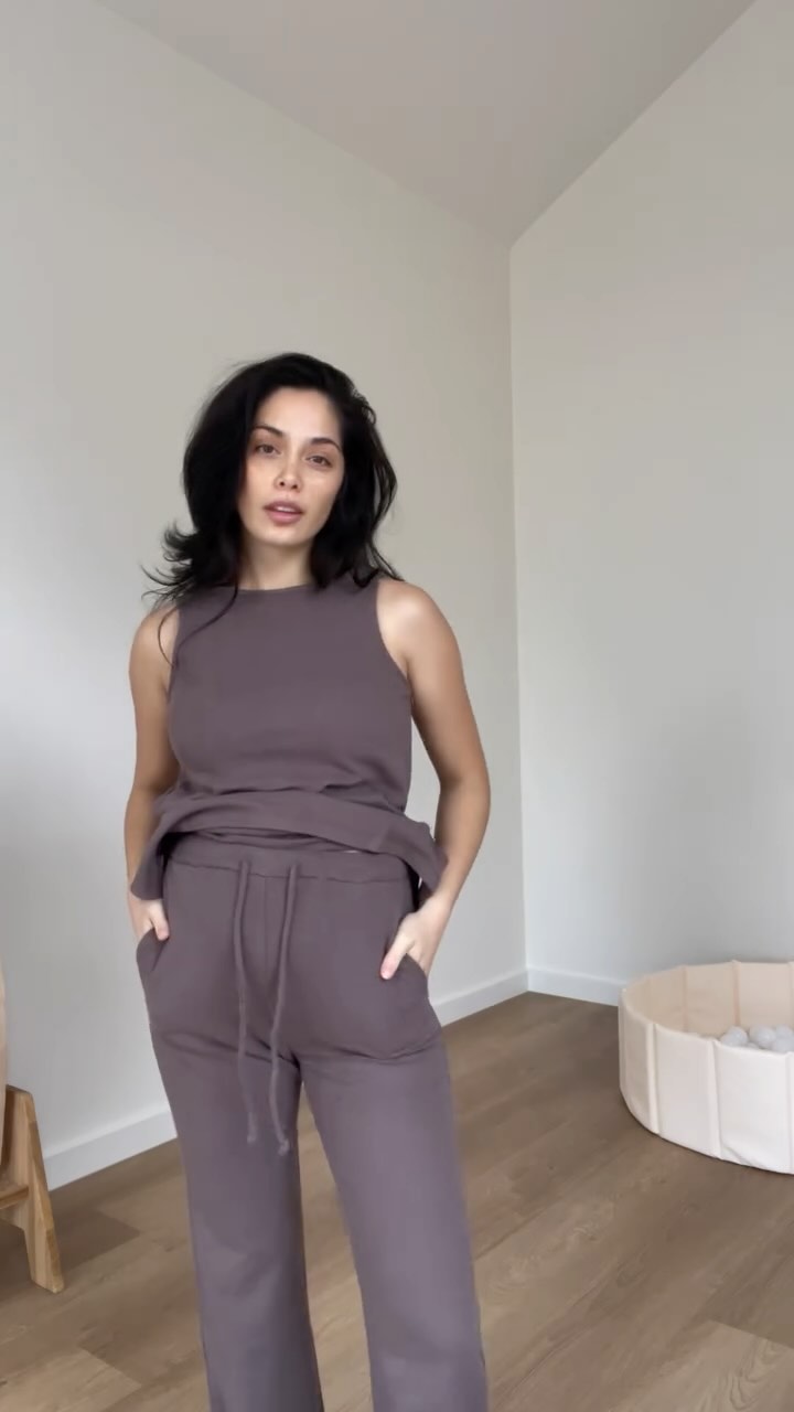 Instagram post by @sandyaloisio for Bae The Label. Caption reads: little maternity try on from @baethelabel ✨ so....