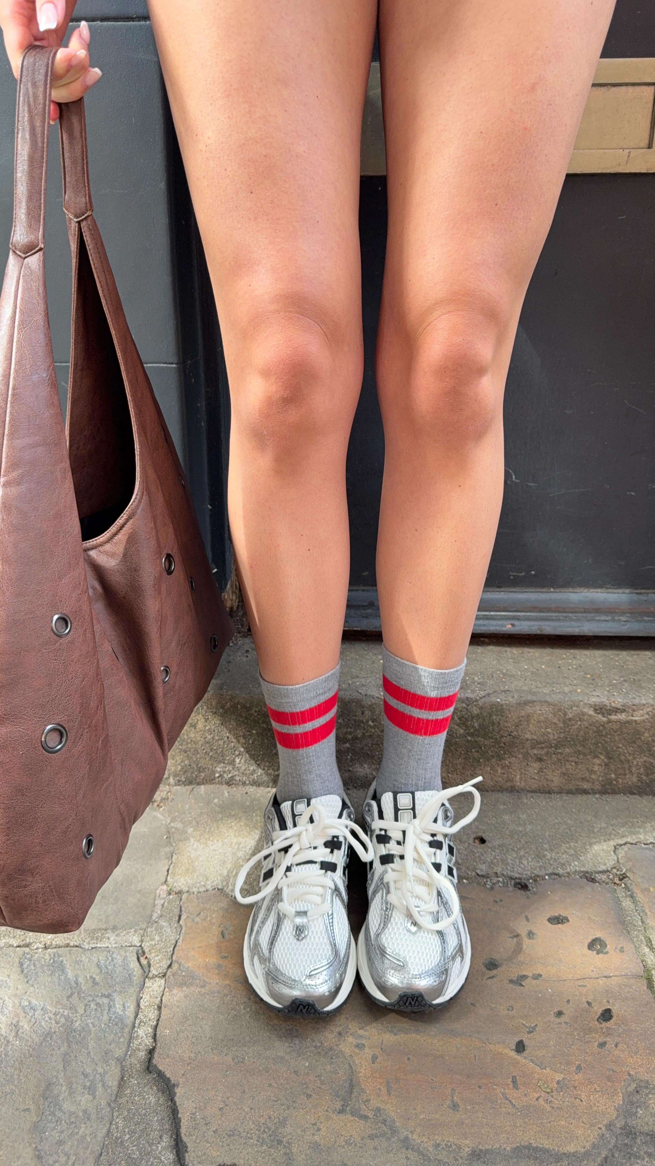 Instagram post by @robyntrout for Schuh. Caption reads: the footwear addition continues 👟 

@newbalance....